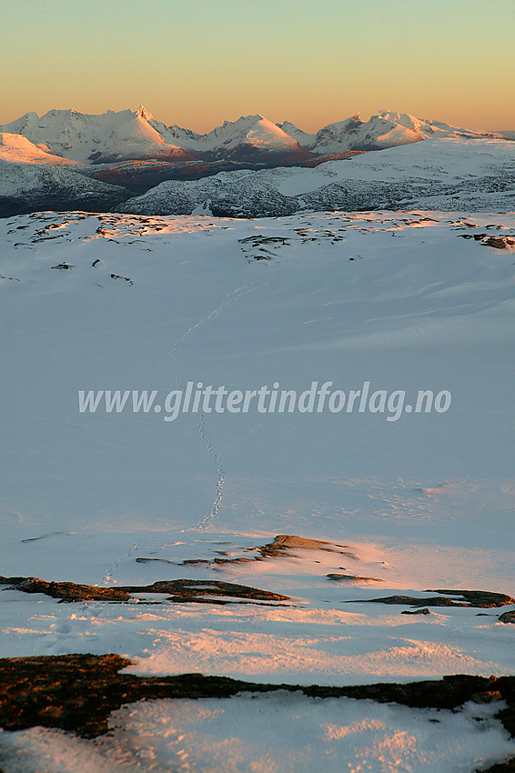 Solnedgang over Steineggi og Hurrungane.