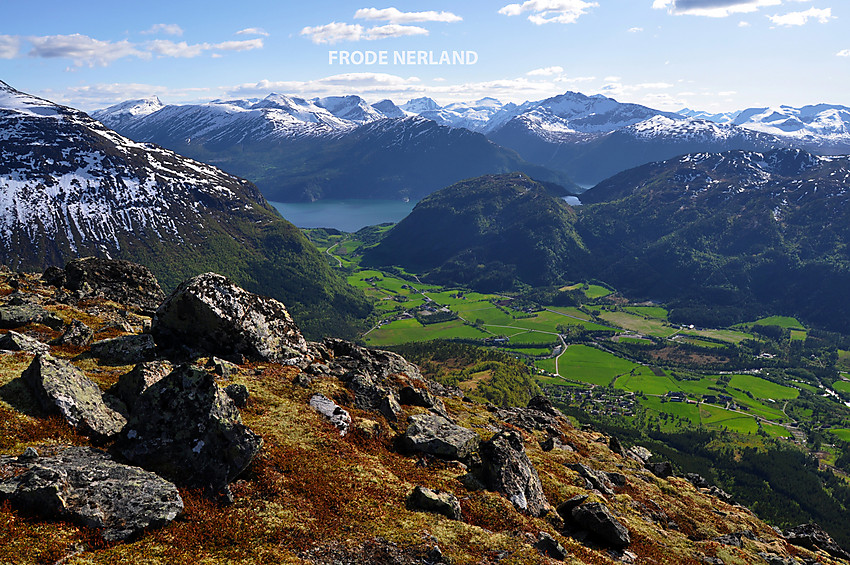 Fra Børsetkjerringa mot Oppdøl og Sunndalsfjorden