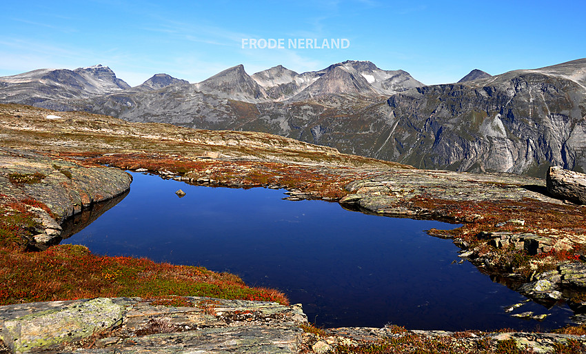 Fra Røtdalen mot Sunndalen og Somrungnebba.