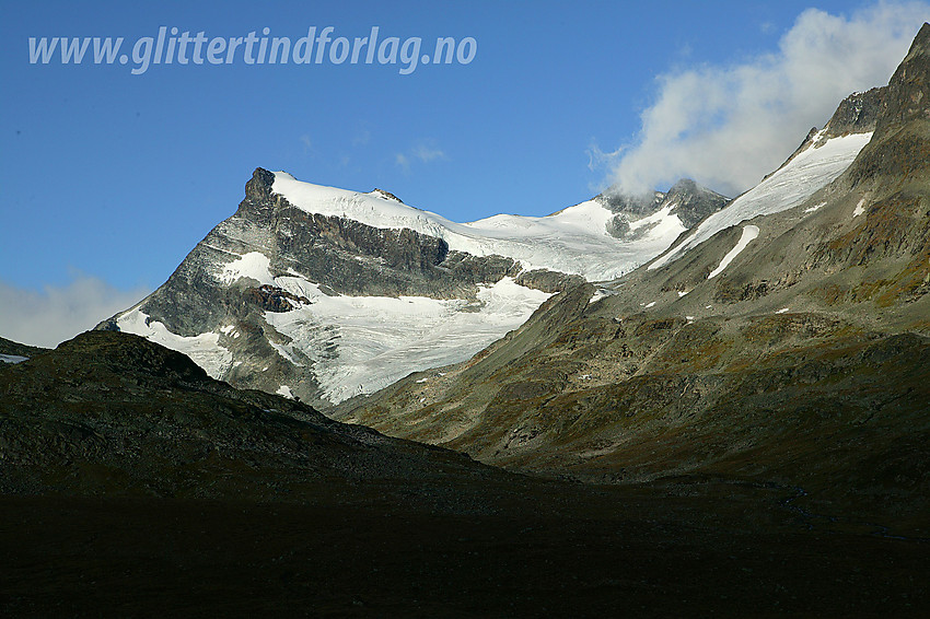 Storebjørn (2222 moh) sett fra Leirdalen.