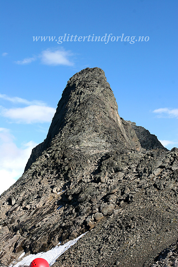 Vesle Knutsholstinden (2205 moh) sett fra nordvest.