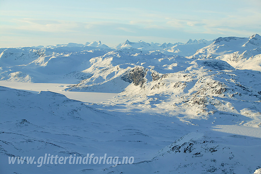 Utsikt fra Bitihorn i vest-nordvestlig retning.