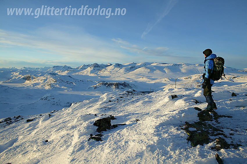 Fra toppen på Bitihorn med utsikt i nordvestlig retning mot Jotunheimen.