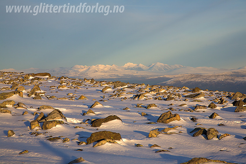 På Hindflye i kveldssol mot Rondane.