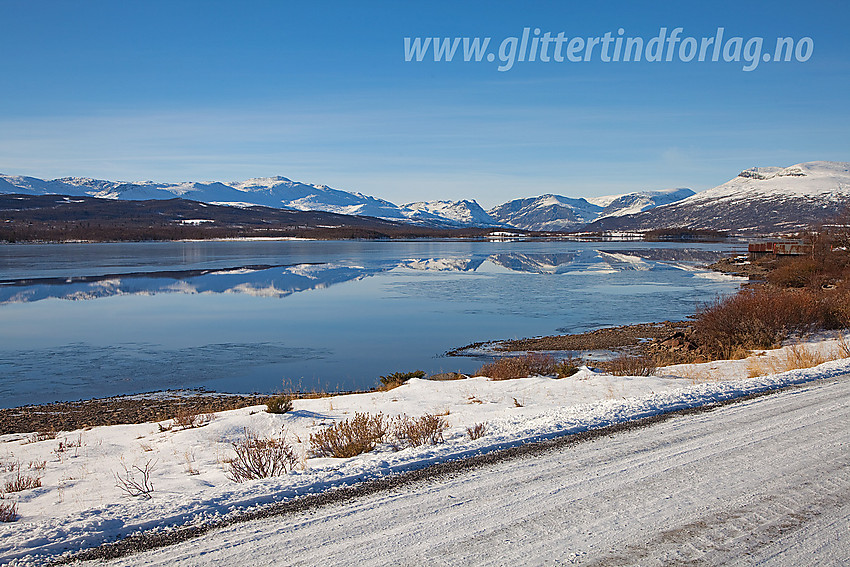 På Panoramaveien ved Storfjorden en flott høstdag.