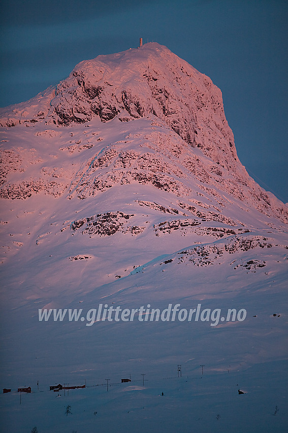 Fra løypenettet på Beitostølen mot Bitihorn (1607 moh) en desembermorgen.