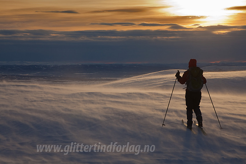 På tur oppunder Grønsennknipa en forblåst januarmorgen.