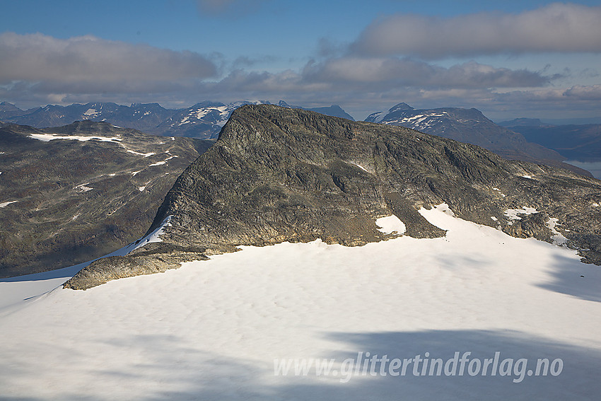 Fra sadelen nord for Uranostinden mot Langeskavltinden (2014 moh).