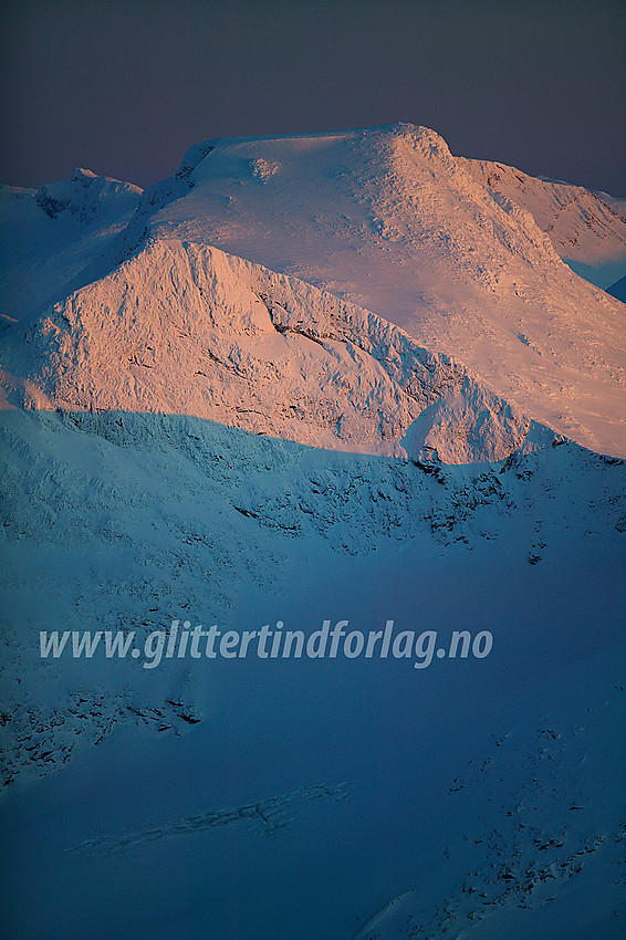 Fra Gravdalstinden mot Vestre (2059 moh) og Store (2157 moh) Rauddalstinden.