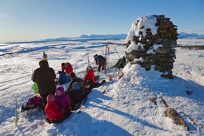 Pause med grilling på toppen av Syni (1137 moh) i Nord-Aurdal.