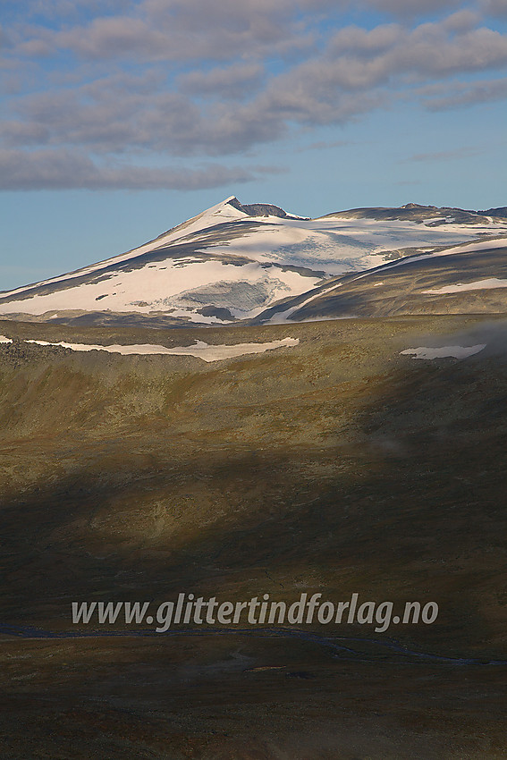 Fra oppstigningene mot Aust-Stornubben fra Veodalen med utsikt i retning Glittertinden og Gråsubrean.