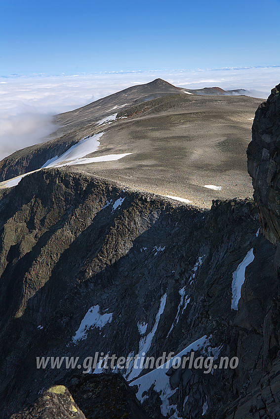 Utsikt fra Nautgardstinden i retning Stornubben (2174 moh).