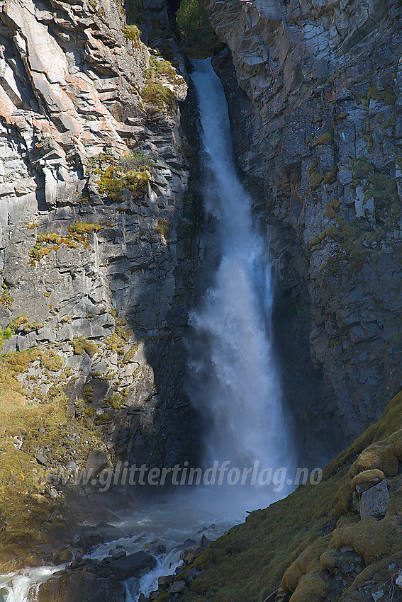 Storjuvfossen.