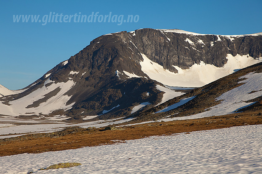 Morgenstund i Trollsteinkvelven mot Søre Trollsteinhøe (2161 moh).