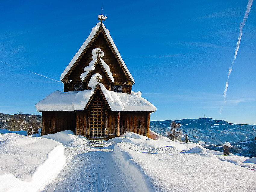 Reinli stavkirke en flott februardag.