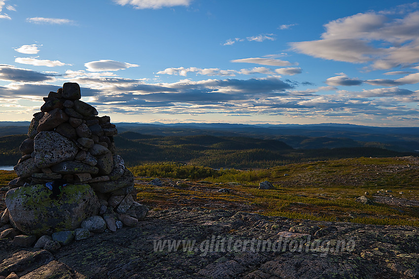 På toppen av Busufjellet (1058 moh) en sommerkveld.