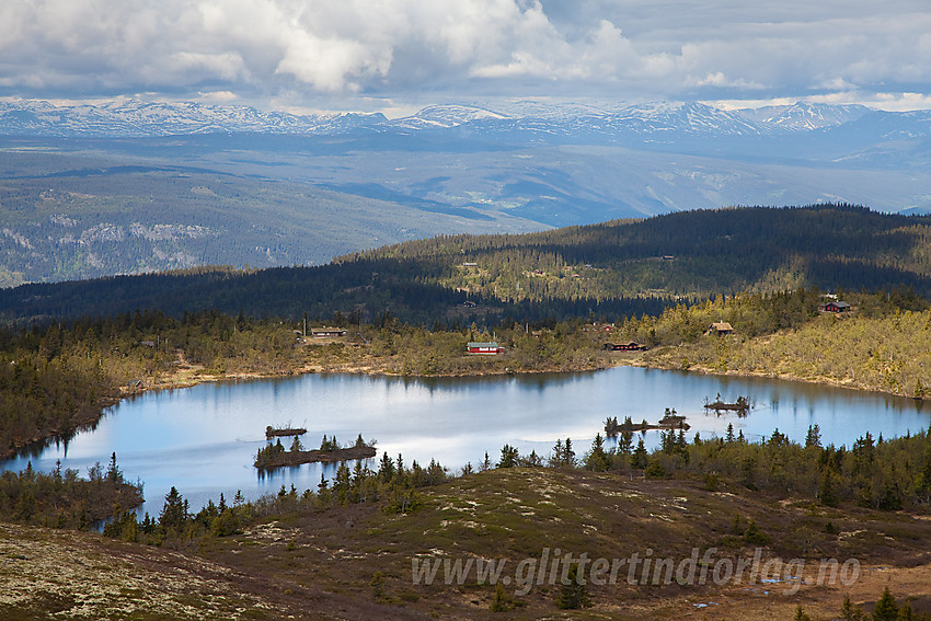 Utsikt fra Frenningfjellet mot Fræningen.