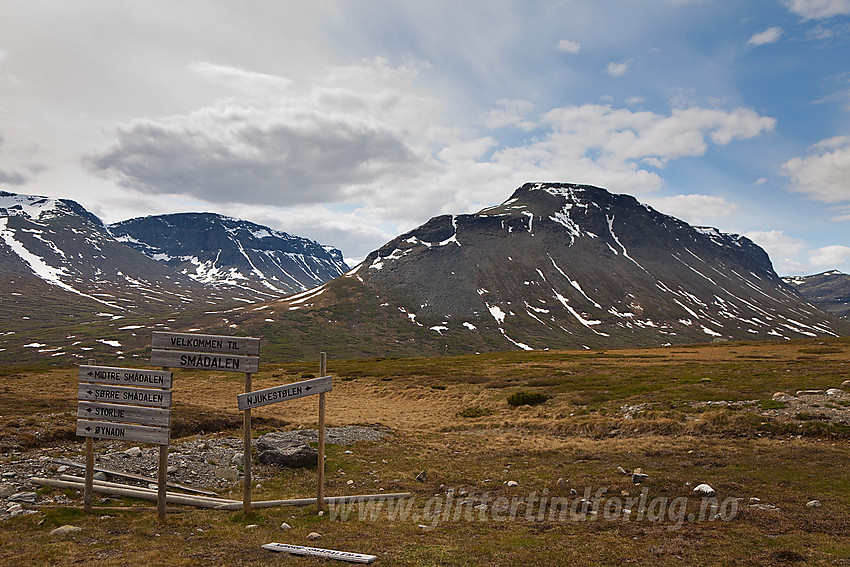 På Smådalsfjellet mot Ranastongi (1900 moh) og Klanten (Rankonøse) (1768 moh).