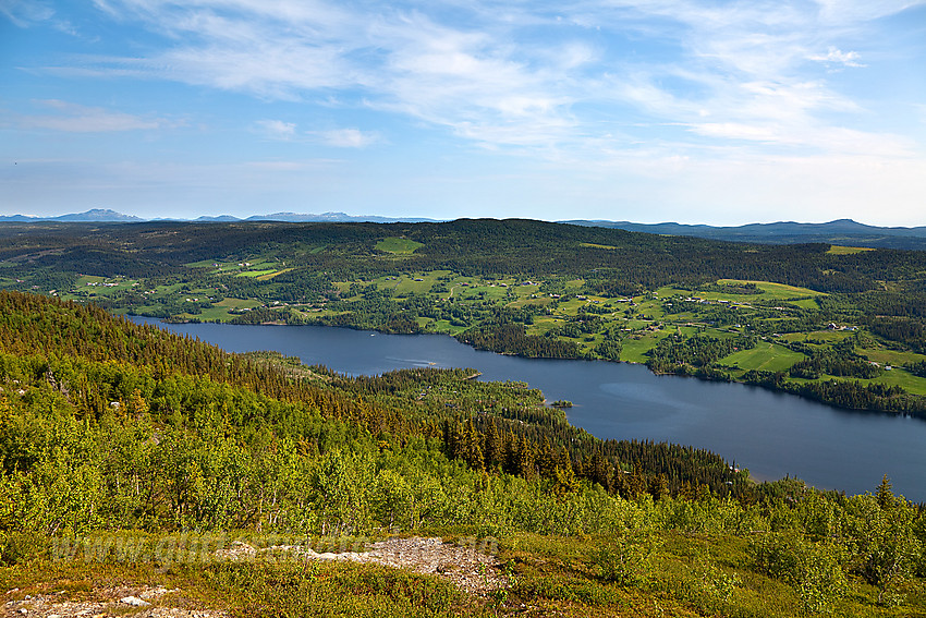 Fra Jutulknatten mot Steinsetfjorden og Goaren.