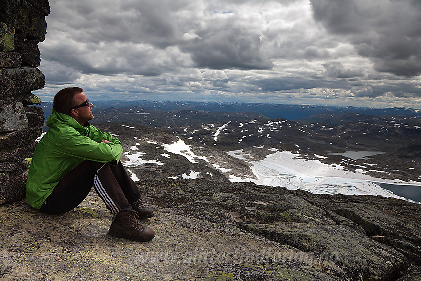 På toppen av Berdalseken (1814 moh).