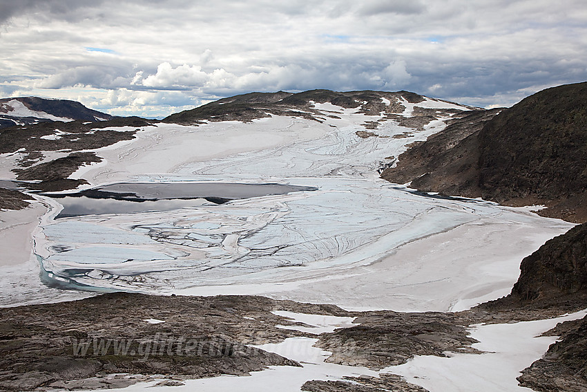 Breen sør for Berdalskene med Vesttoppen (1800 moh) i bakgrunnen.