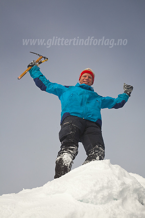 Sondre på varden på sin siste 2000m-topp, Semeltinden.