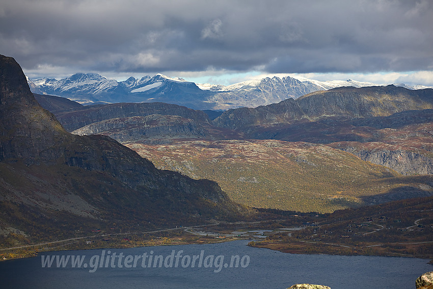 I lia sør for Nystuen mot Otrøvatnet, Horntinden og Jotunheimen for å nevne noe.