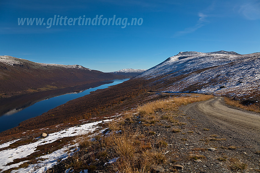 Fra Smådalsfjellet mot Gilafjellet, Helin og Jørungilknappen.