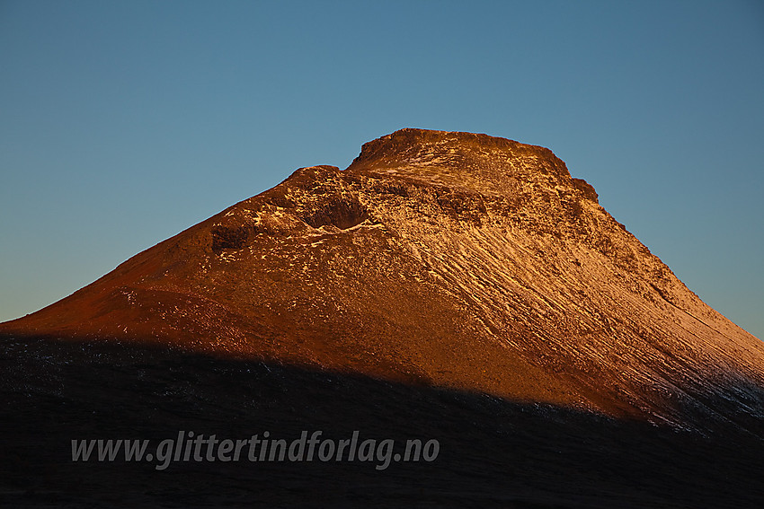 Høstmorgen over Klanten (1768 moh) sett fra Smådalen.