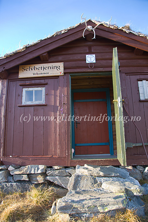 Selvbetjeningskvartert ved Glitterheim, DNTs flotte hytte i Veodalen.