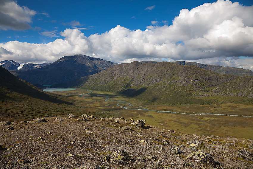 Fra Semelhøe mot Knutshøe (1517 moh).