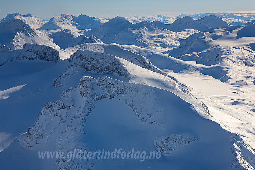 Fra lufta mot Tverrbottindane. Vestre fremst, deretter Store og de to Midtre.