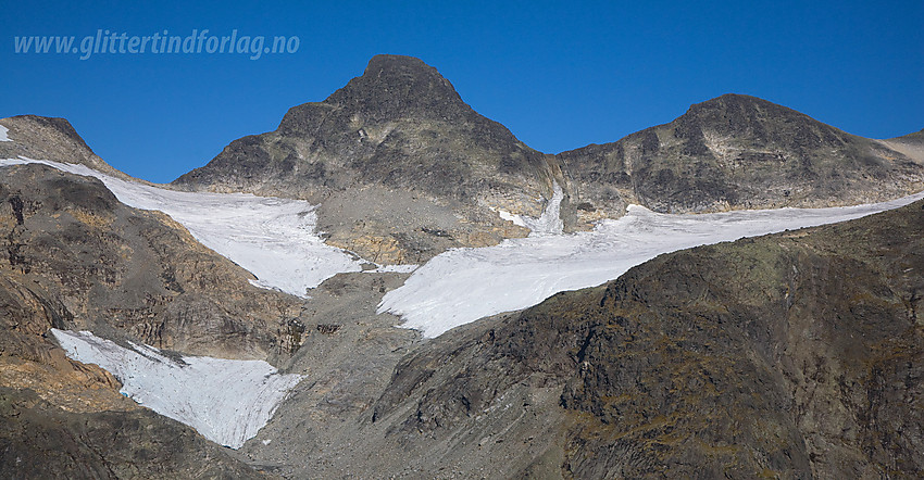 Stølsnostinden (2074), Midtre Stølsnostinden (2001) med restene av Stølsnosbreen i forgrunnen.