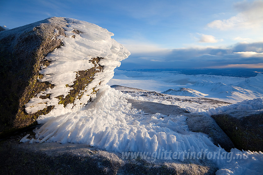 Flotte snømønstre på toppen av Rasletinden.