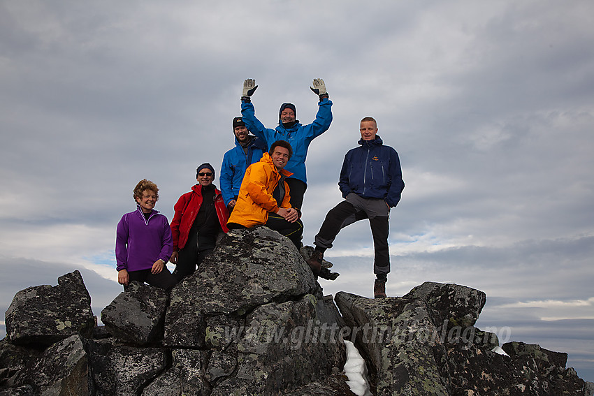 Fellestur med DNT Valdres på toppen av Skardstinden.