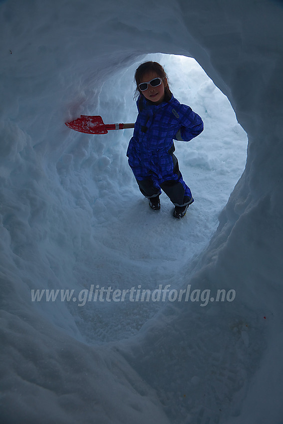 I snøhula (ved foten av Galden i Vang).