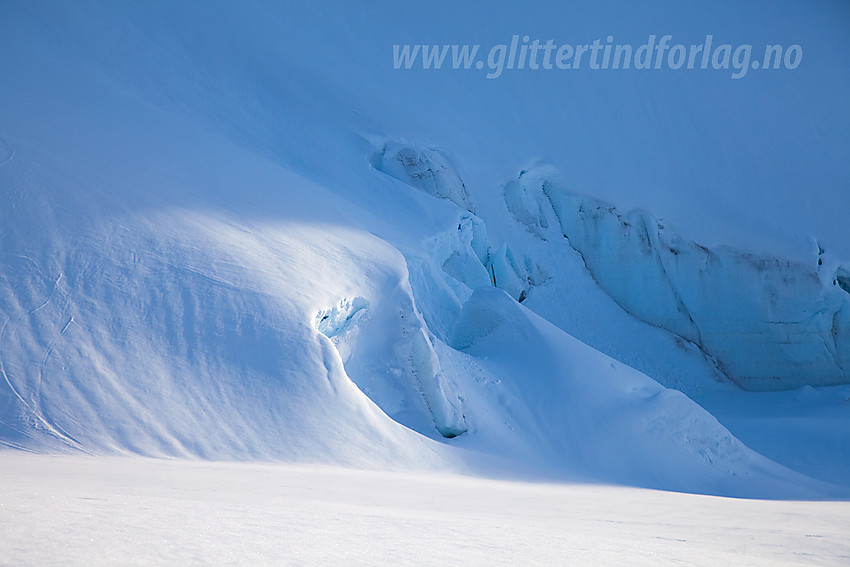 Fronten på Haugabreen, brearm på Myeklebustbreen.