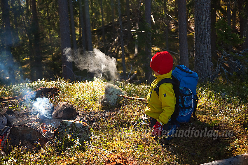 Bålleik på Puttekollen.