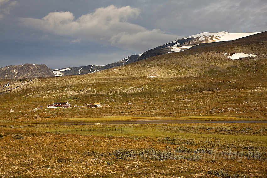 I Veodalen mot Glitterheim og Glittertinden.