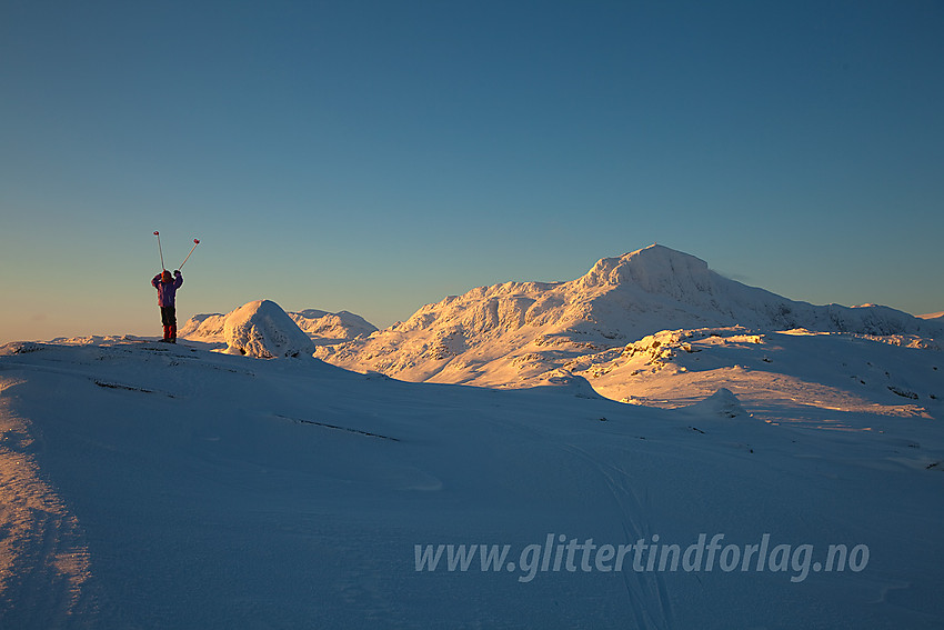 På Heklefjell. I bakgrunnen ses Bitihorn.