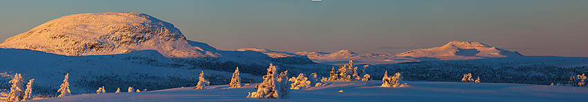 Fra Skardåsen mot Rundemellen og Skaget ved solnedgang.