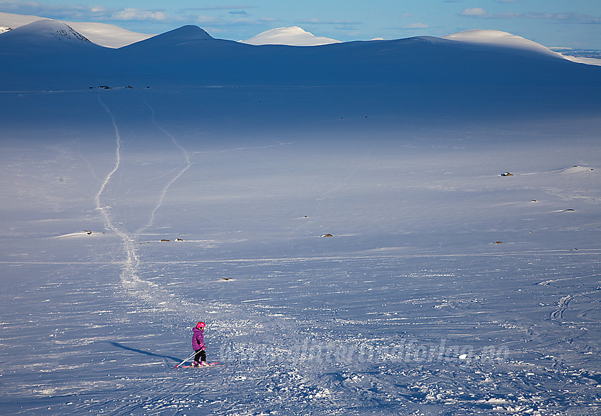 På vei ned fra Rasletinden mot Valdresflye.