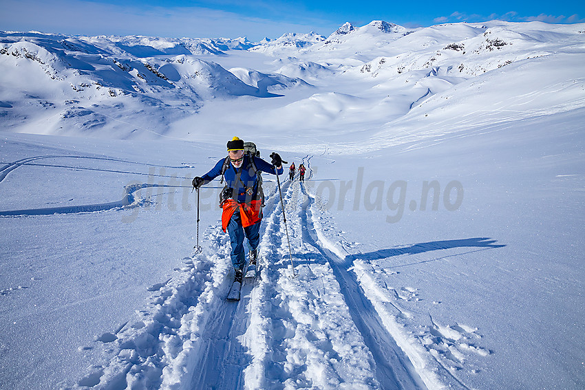 I lia oppunder Synshorn mot Fagerdalen og Jotunheimen.