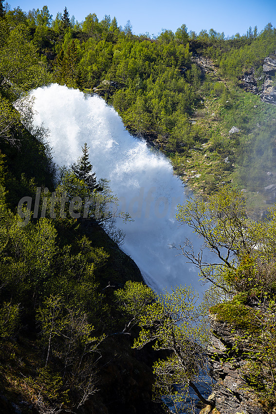 Sputrefossen i Vang.