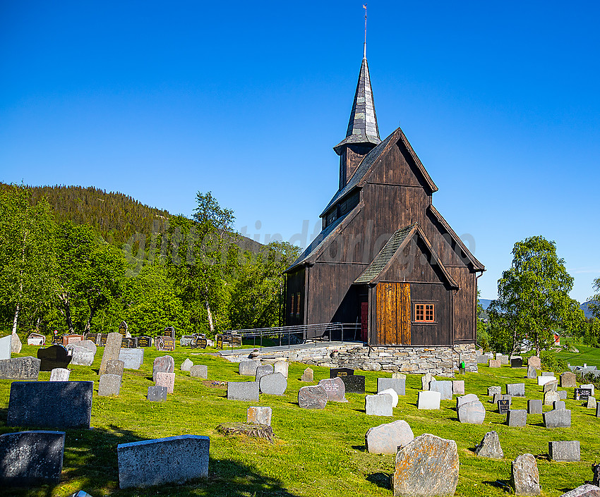 Høre Stavkirke i Vang.