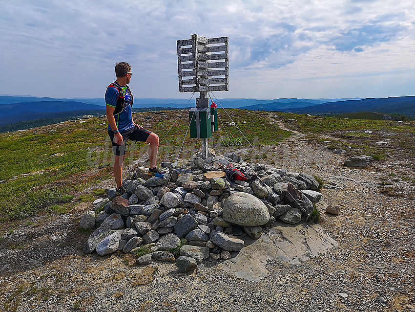 På toppen av Fiskebufjellet.